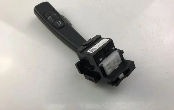 Volvo V40 Indicator stalk 31394001