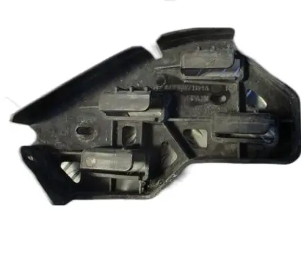 Volkswagen Polo IV 9N3 Other exterior part 6Q0807184A