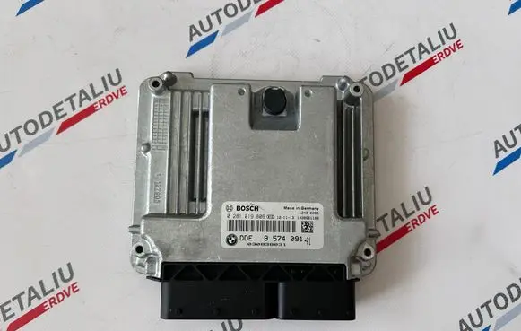BMW 5 F10 F11 Engine control unit/module 8574091 0281019806 8576333