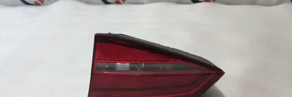Volkswagen Jetta VI Rear/tail lights 5C6945094