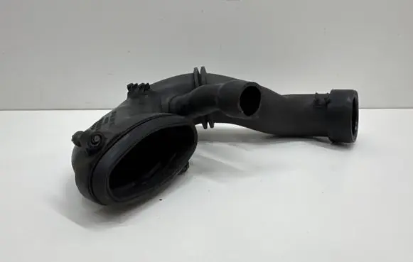 BMW 5 E60 E61 Turbo air intake inlet pipe/hose 7794172 58300015 446237606