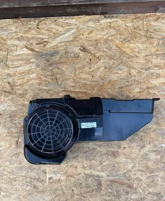 Audi A6 S6 C7 4G Subwoofer speaker 4G9035382A 619081001 3203890020