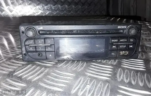 Renault Master III Radio/CD/DVD/GPS head unit 281159217R