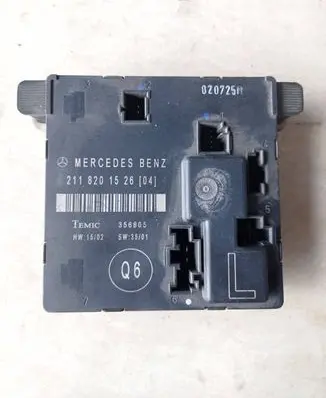 Mercedes-Benz E W211 Door control unit/module 2118201526