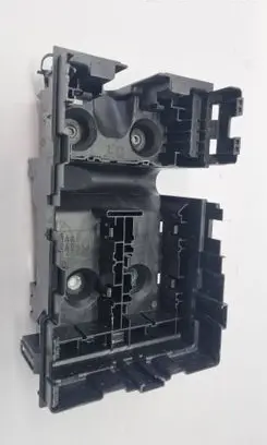 Chrysler Pacifica Fuse module 63513678 68239267AC 68239267