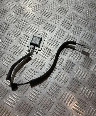 Suzuki SX4 S-Cross Aerial GPS antenna 3A500-63T00