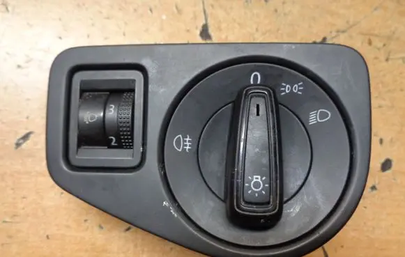 Volkswagen Golf VII Light switch 5G0941431AS 5G0941333B