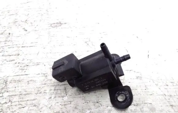 Opel Zafira A Turbo solenoid valve 90530039 72213800
