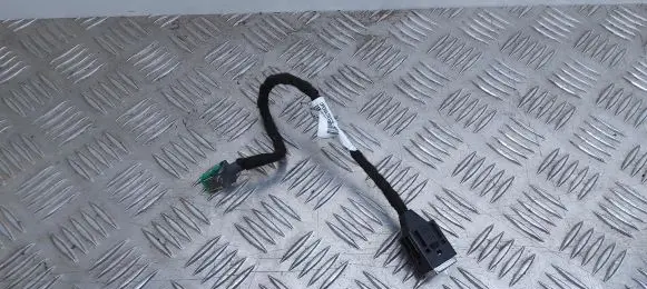 Peugeot 308 USB socket connector 9806048080