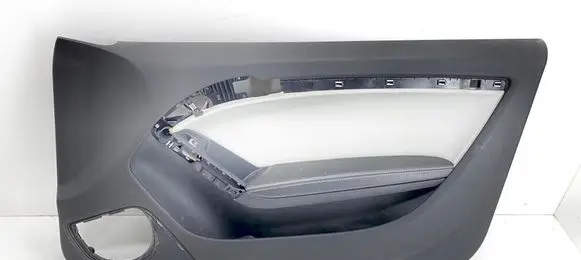 Audi A5 8T 8F Front door card panel trim 8t1867105