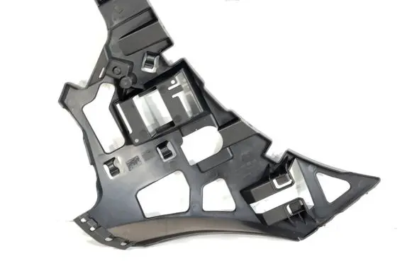 Mercedes-Benz S W222 Front bumper mounting bracket A2228850365 16544
