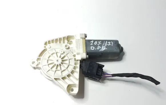 Mercedes-Benz E A207 Rear door window regulator motor A2078200642