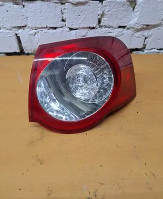Volkswagen PASSAT B6 Rear/tail lights 3C9945095N