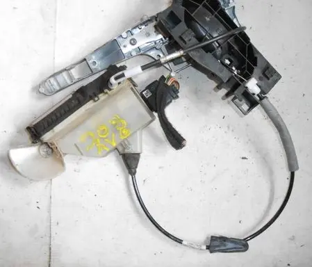 Peugeot 208 I Front door lock 9688080080