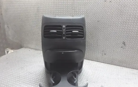 KIA Carens II Cup holder back 