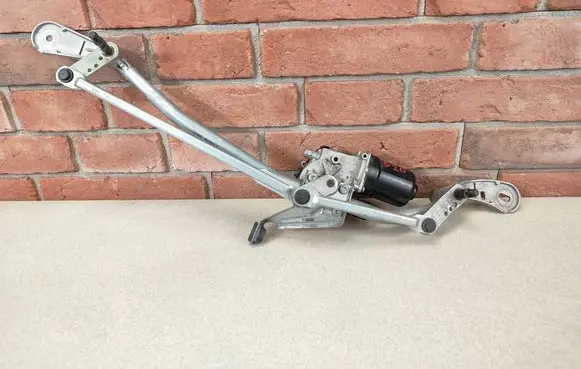 BMW 3 G20 G21 Front wiper linkage and motor 7427901