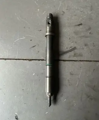 Fuel injector