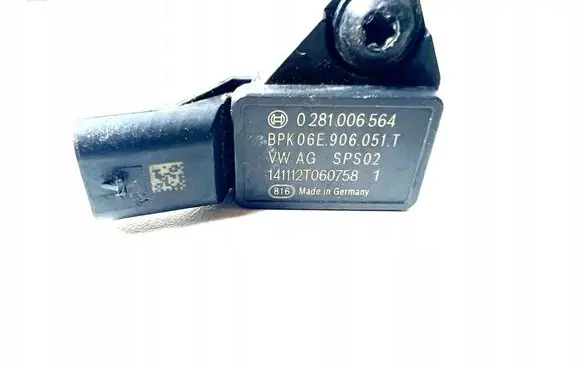 Audi Q7 4M Air pressure sensor 06E906051T