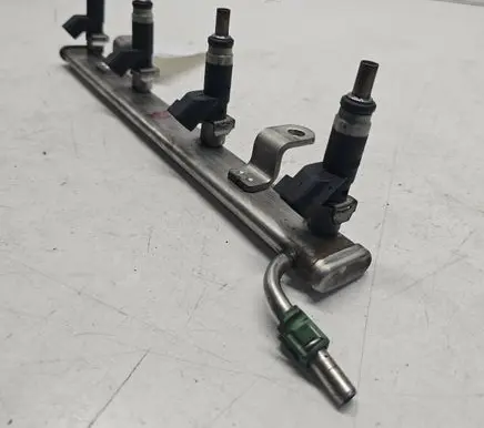 Chrysler Sebring (JS) Fuel injector 04891577AB
