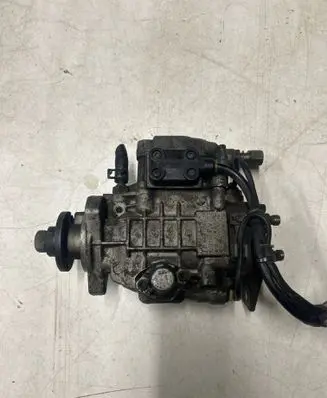 Volkswagen Golf IV Fuel injection high pressure pump 0460404977 038130107D