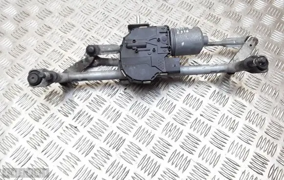 Front wiper linkage