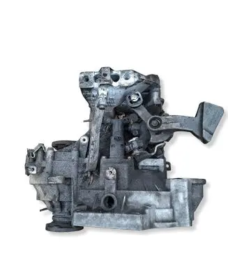 Volkswagen PASSAT B6 Manual 5 speed gearbox HNV