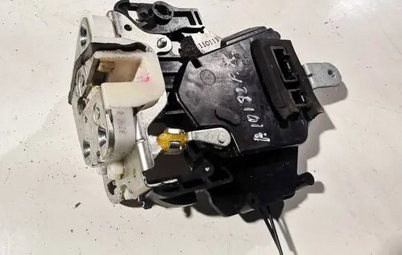 Front door lock