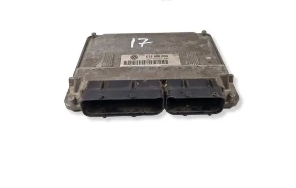 Volkswagen Polo Engine control unit/module 03E906033 3PE4340