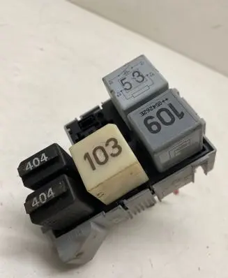 Volkswagen Touareg I Fuse module 7L0937503