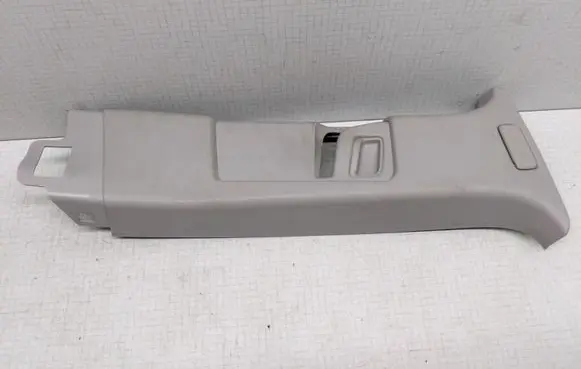 Opel Zafira B Other sill/pillar trim element 322225228 13129317RH 13129351RH