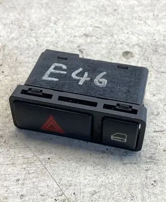Hazard light switch