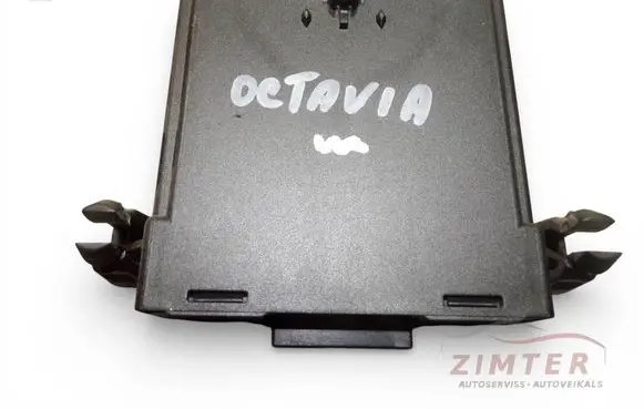 Skoda Octavia Mk2 (1Z) Gateway control module 7N0907530M