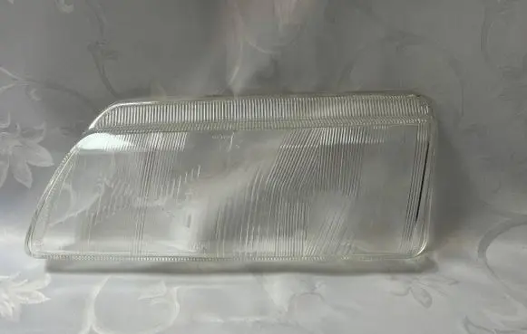 Peugeot 605 Headlight lense MP1-086696