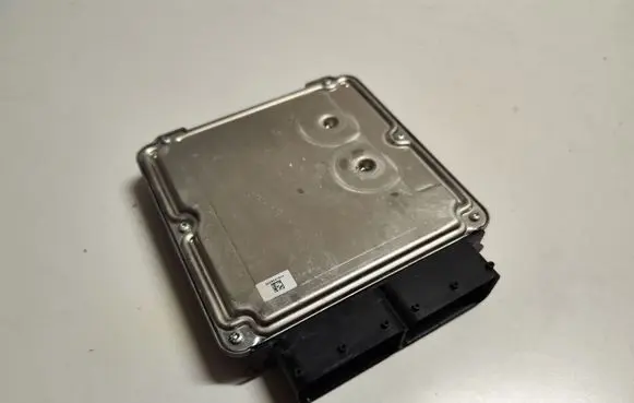 Audi A4 S4 B9 Engine control unit/module 06L907309