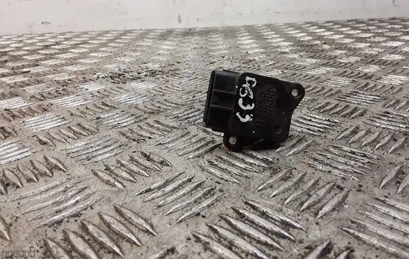 Toyota Yaris Mass air flow meter 2220433010