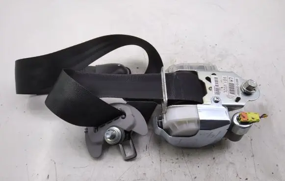 Hyundai i40 Front seatbelt 888103Z000RY