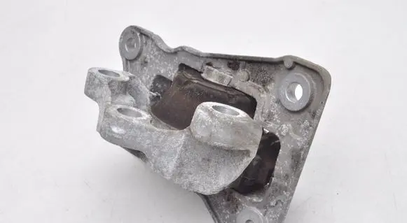 Volvo S90, V90 Engine mounting bracket 31460716