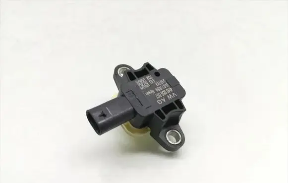 Audi A7 S7 4G Airbag deployment crash/impact sensor 4H0955557