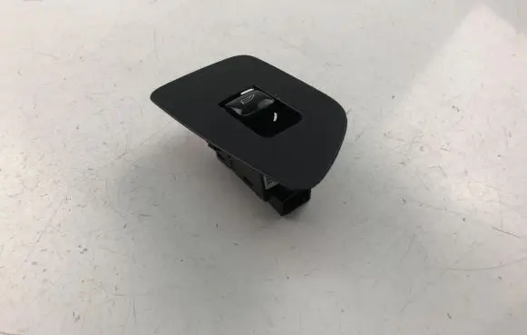 Volvo XC90 Electric window control switch 31376458