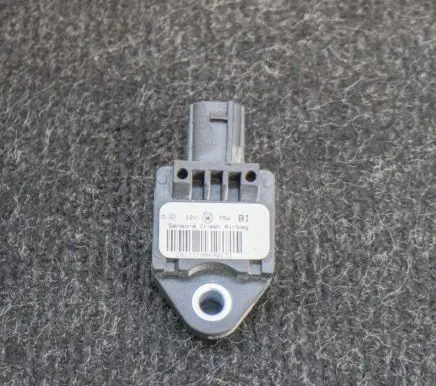 Maserati GranTurismo Airbag deployment crash/impact sensor