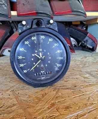 Mercedes-Benz 406 608 Tachometer 