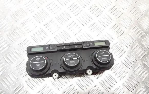 Volkswagen PASSAT B6 Climate control unit 74677532V