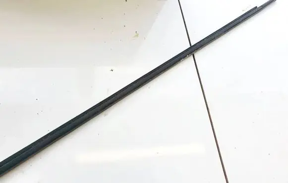 Peugeot 407 Rear door glass trim molding