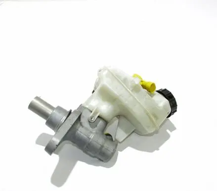 Master brake cylinder