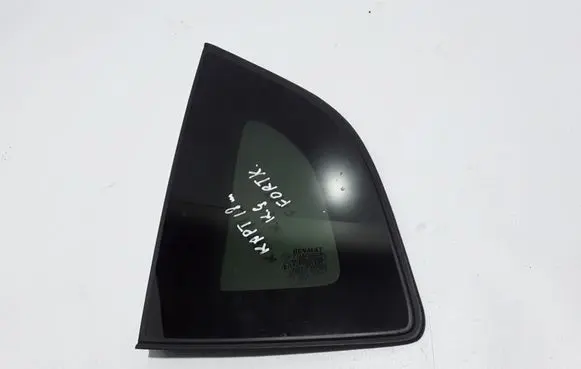 Renault Captur Rear side window 833060875R