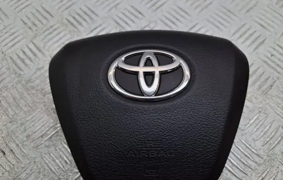 Toyota Avensis T270 Steering wheel airbag 4513005130C0 GT088220631 Y01068108AEL