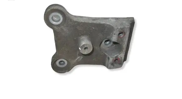 Peugeot 208 I Gearbox mounting bracket 9682355880