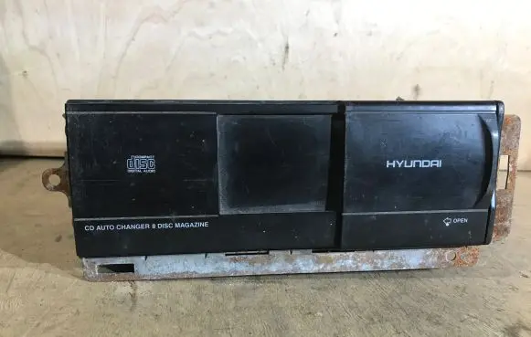 Hyundai XG CD/DVD changer HAC800HE 9611039000