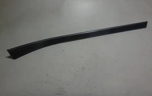 BMW 5 E39 Front door trim bar MCARS8172032 8172032