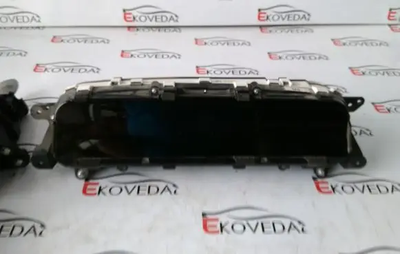 Toyota Prius+ (ZVW40) Speedometer (instrument cluster) 8380047840